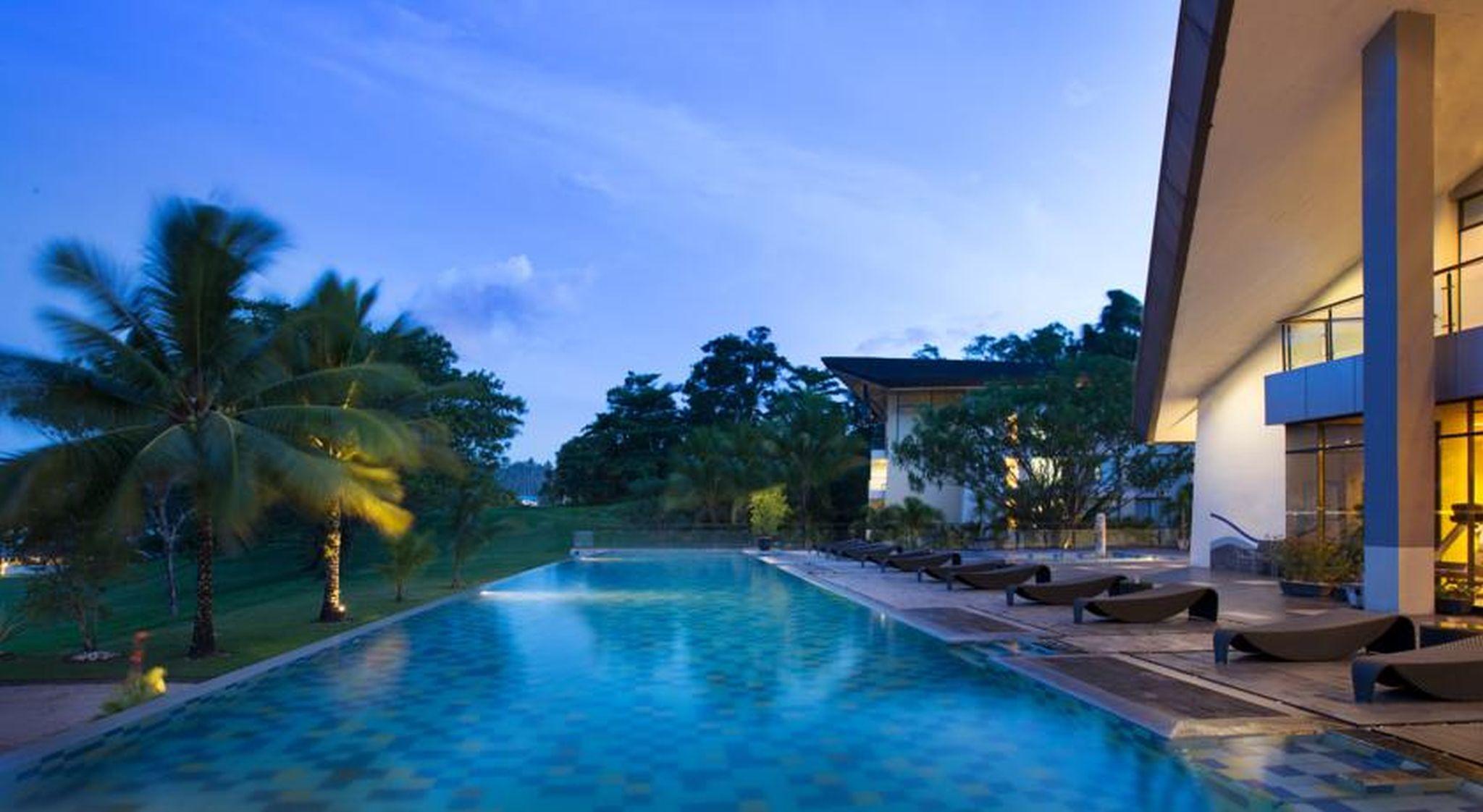 Novotel Manado Golf Resort & Convention Center Extérieur photo