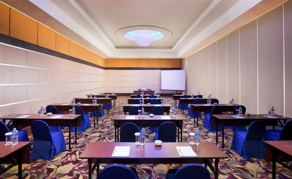 Novotel Manado Golf Resort & Convention Center Facilités photo